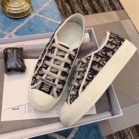 dior walk'n'dior sneakers.